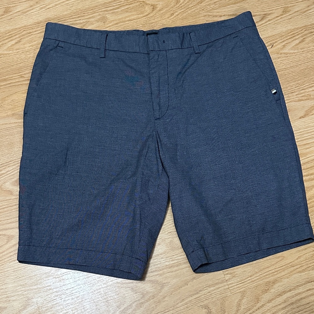 Hugo Boss Slice Slim Fit Flat Front Shorts 34R